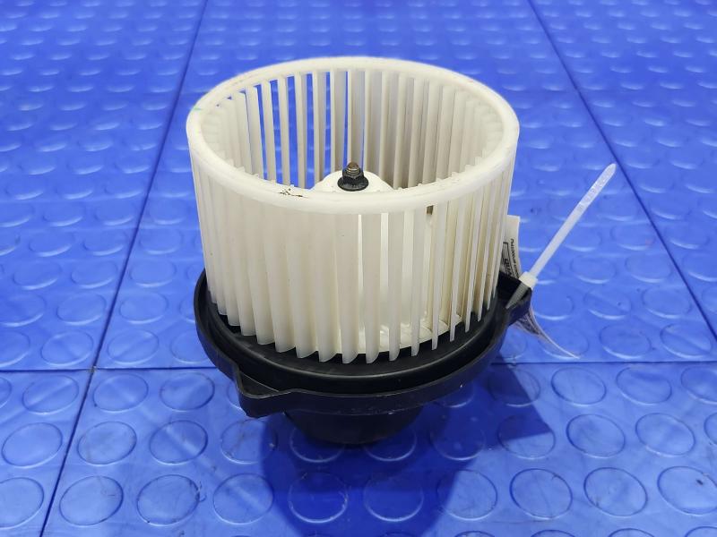2011 Kia Sorento Blower Motor