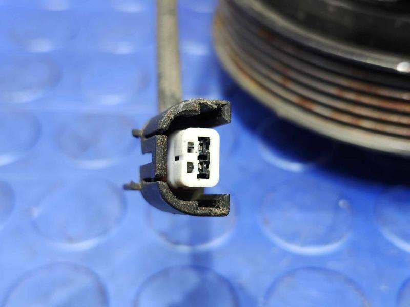 2018-2019 Kia Rio AC Compressor Assembly Genuine OEM Part 97701H9150