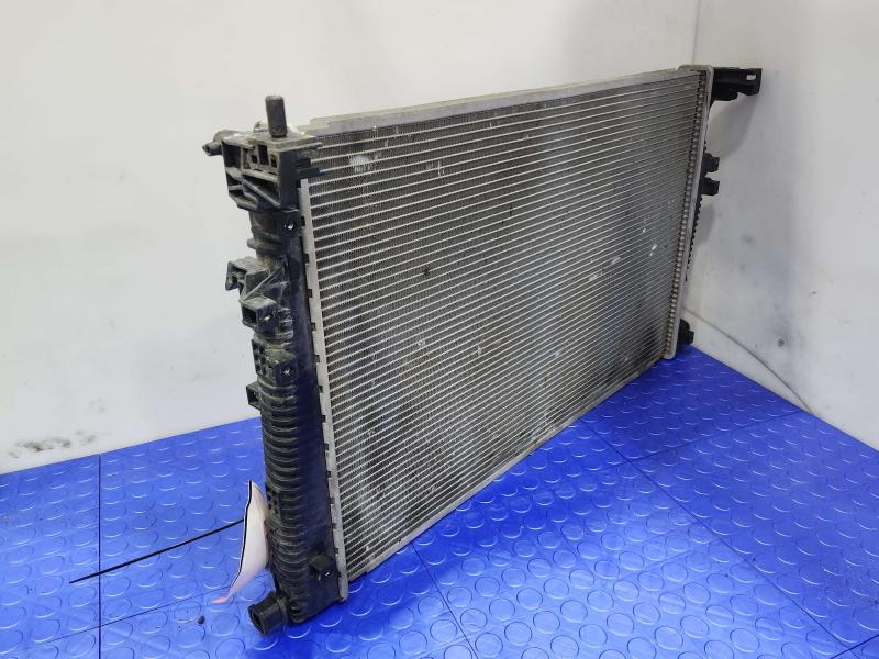 2017 Chrysler 200 Radiator