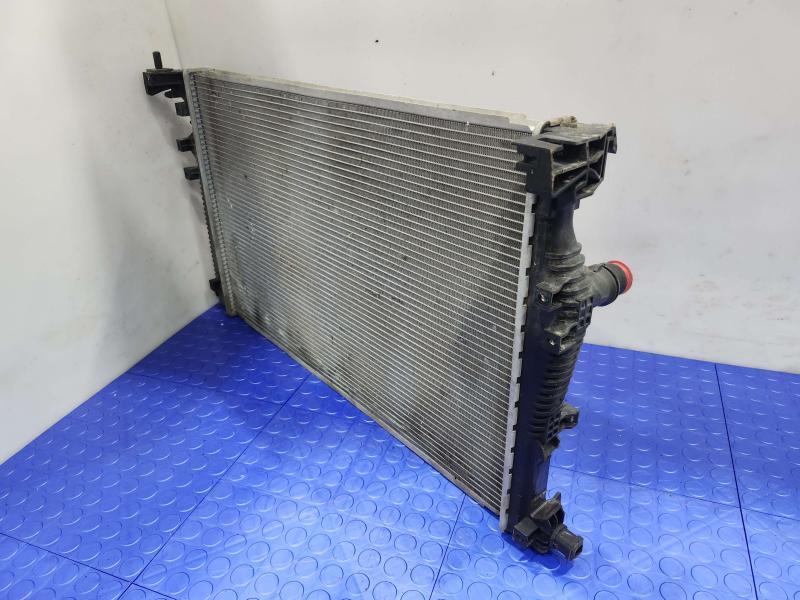 2017 Chrysler 200 Radiator