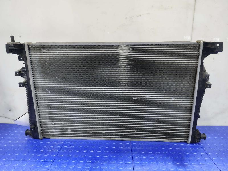 2017 Chrysler 200 Radiator