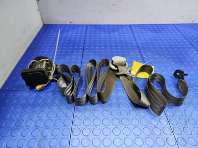 2005 Volkswagen Jetta Front Seat Belt