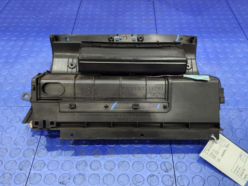 2008 Subaru Legacy Glove Box