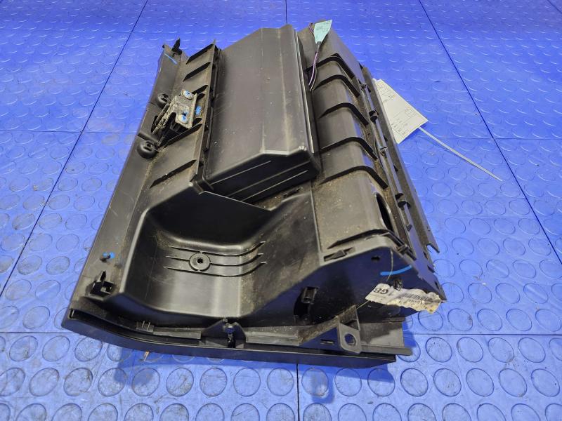 2008 Subaru Legacy Glove Box
