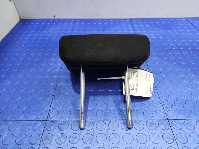 2016 Nissan Rogue Headrest