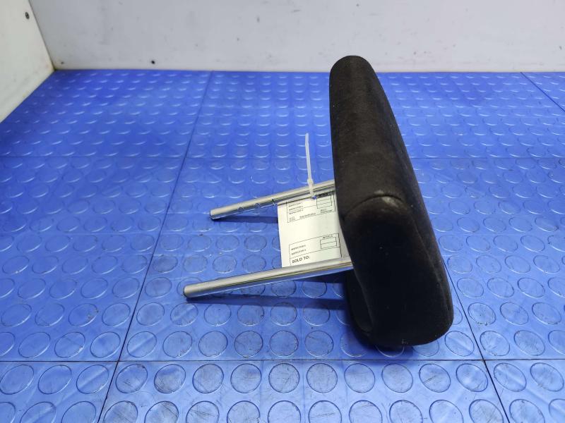 2016 Nissan Rogue Headrest