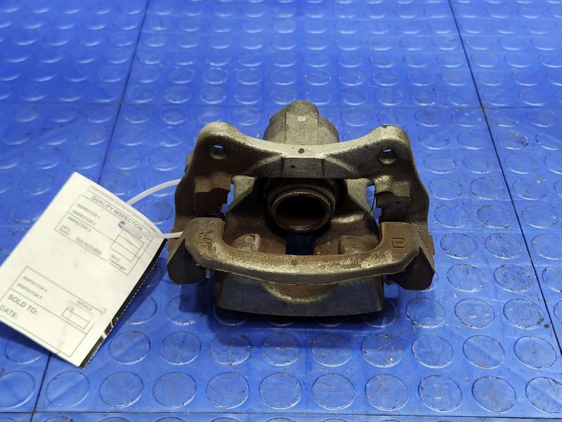 2018 Toyota Highlander Caliper