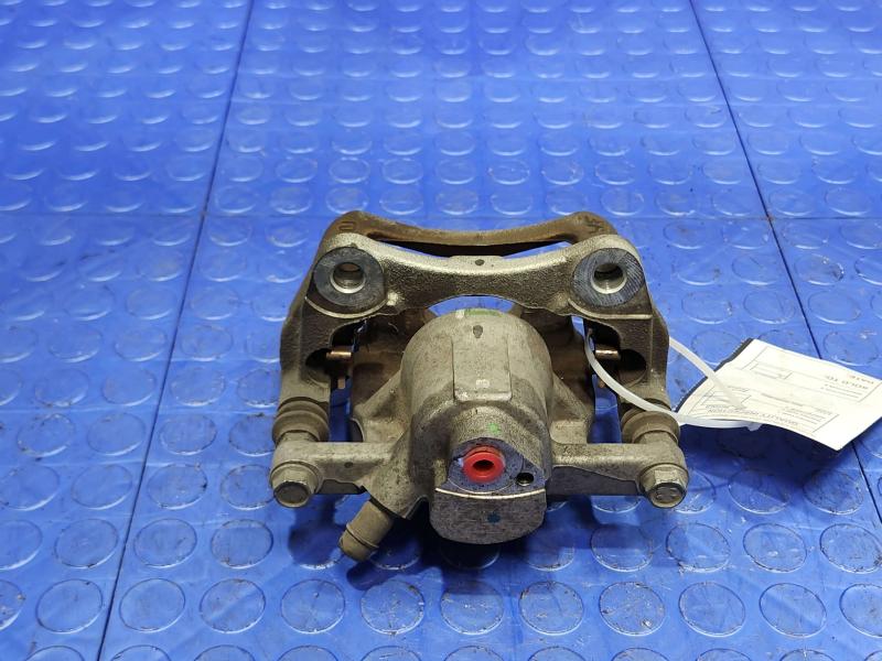 2018 Toyota Highlander Caliper