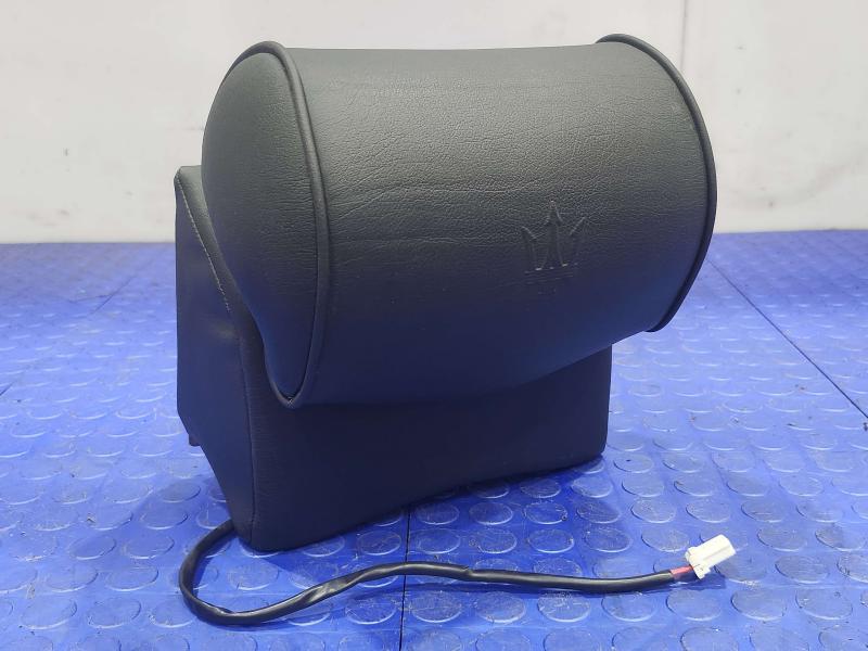 2011 Maserati Quattroporte Headrest