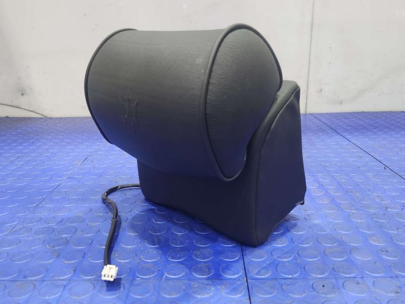 2011 Maserati Quattroporte Headrest