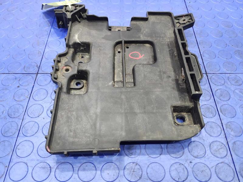 2012-2014 Hyundai Veloster Battery Tray Carrier Genuine OEM Part 371502V000