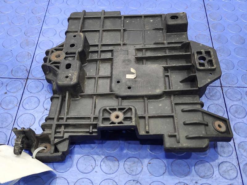 2012-2014 Hyundai Veloster Battery Tray Carrier Genuine OEM Part 371502V000