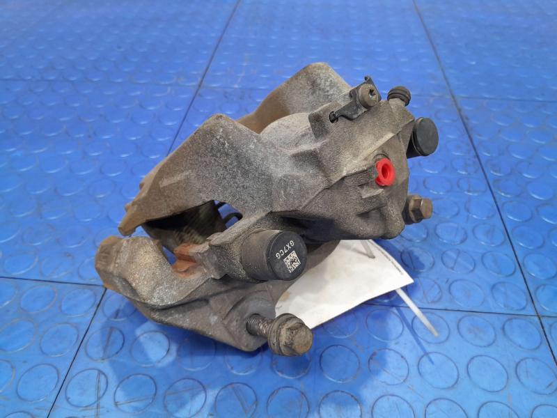 2018 Jaguar XE Caliper