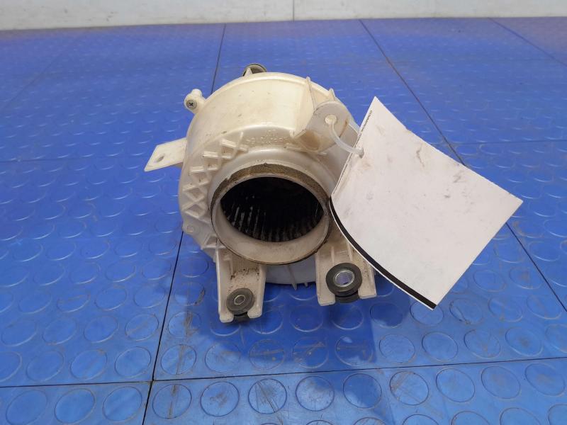 2010-2015 Toyota Prius Rear Hybrid Battery Cooling Fan Motor Assembly OEM G923047070