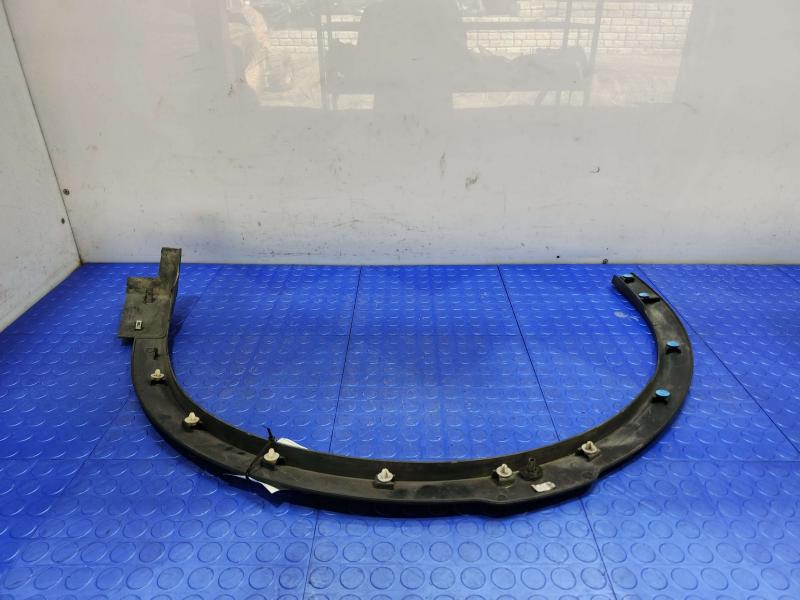 2020 Land Rover Discovery Sport Wheel Opening Moulding