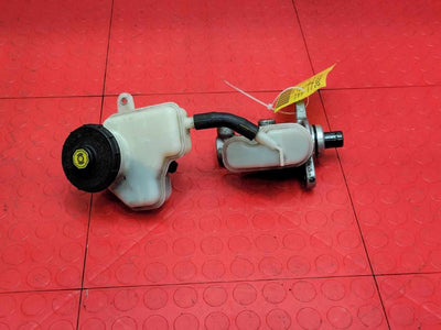 2012-2016 Honda CR-V FWD Brake Master Cylinder Assembly OEM 46101T0B305