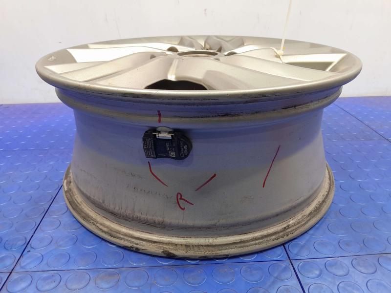 2020 Hyundai Elantra Wheel
