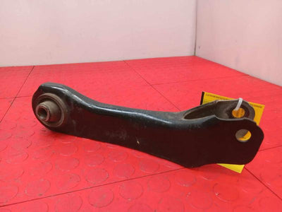 2016 Chrysler 200 Lower Control Arm Rr