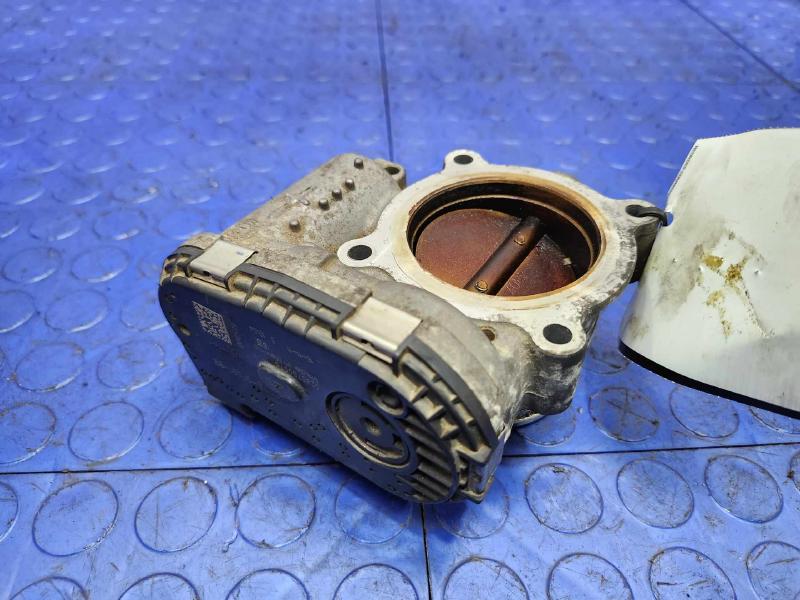 2017 Ford Edge Throttle Body/Valve Assy