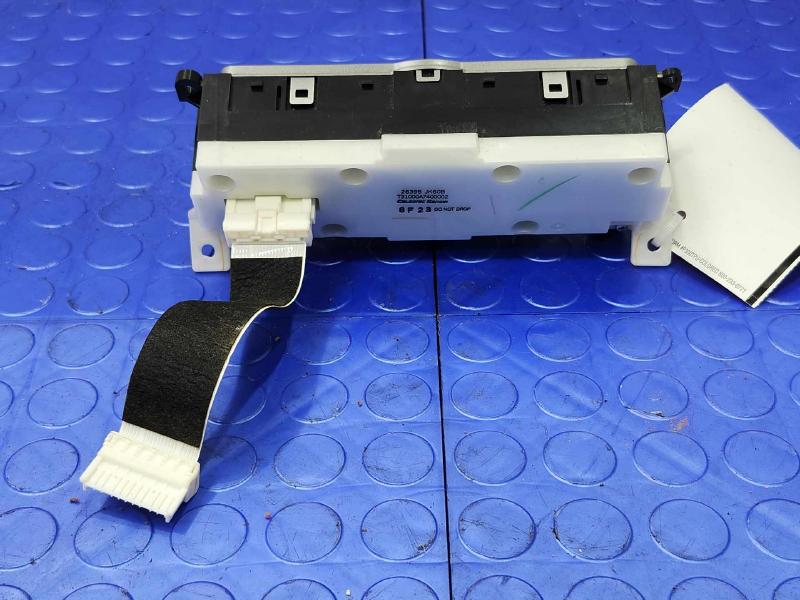 2008 Infiniti G35 Heater A/C Control