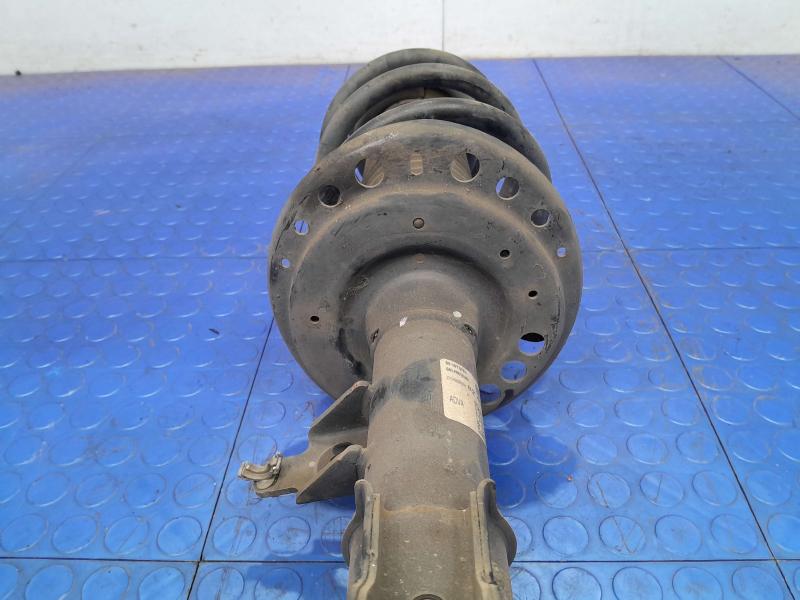 2017 GMC Acadia Strut Assembly