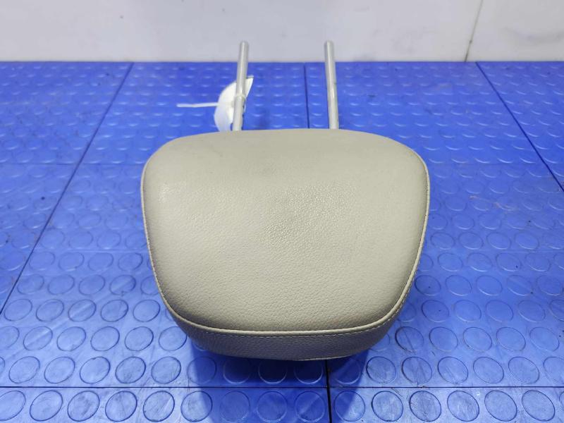 2012 Hyundai Veloster Headrest