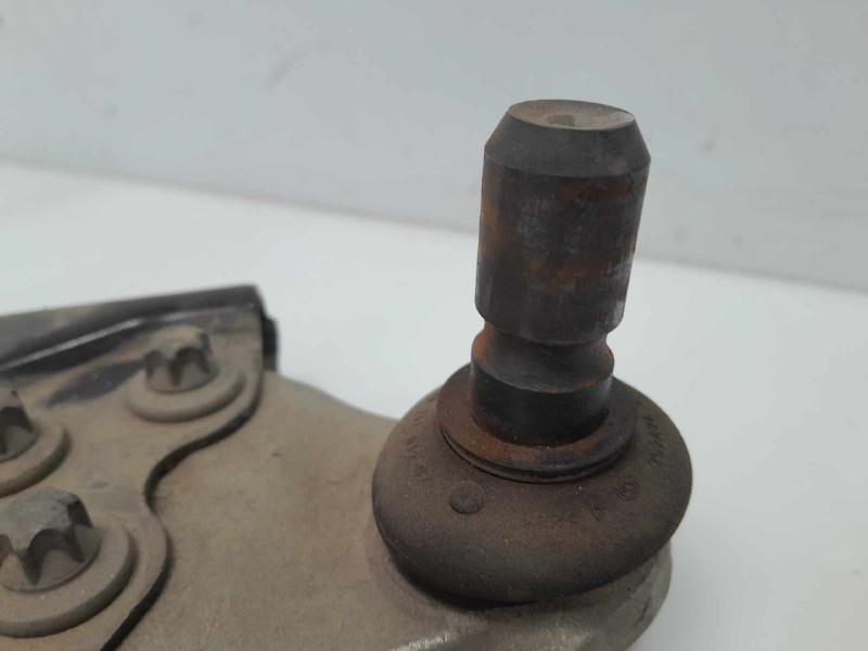 2020 Jeep Compass Lower Control Arm Front