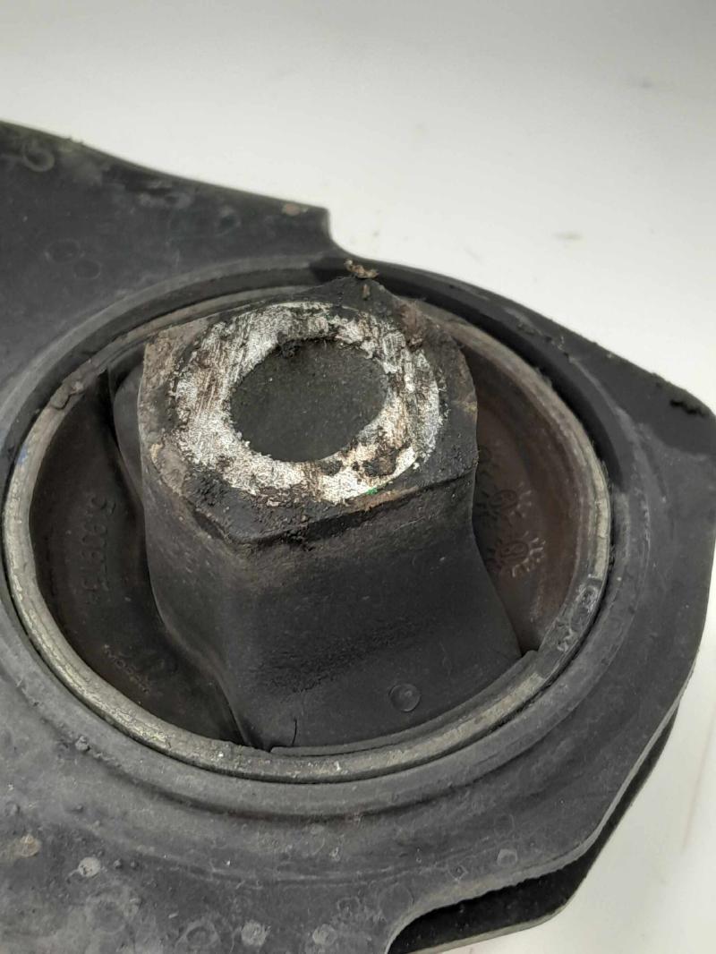 2020 Jeep Compass Lower Control Arm Front