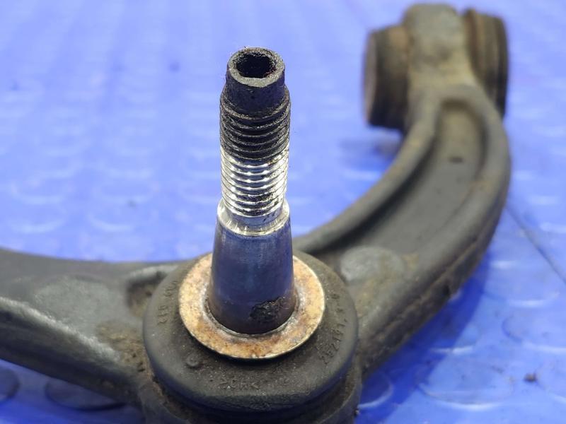 2010 Chevrolet Tahoe Upper Control Arm Front