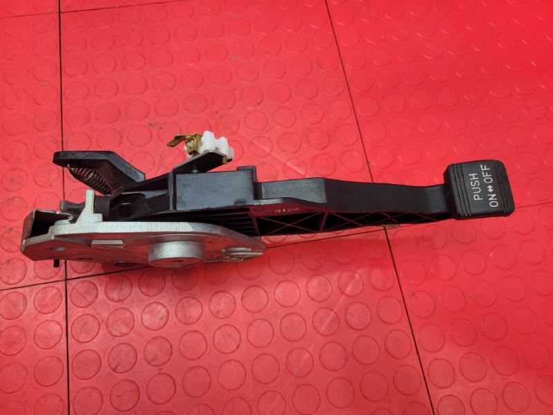 2018-2021 Kia Stinger Parking Brake Control Pedal Assembly OEM 59710J5000