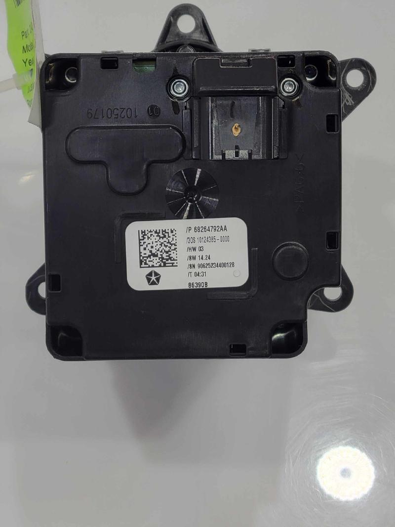 2015 Chrysler 200 Floor Shifter