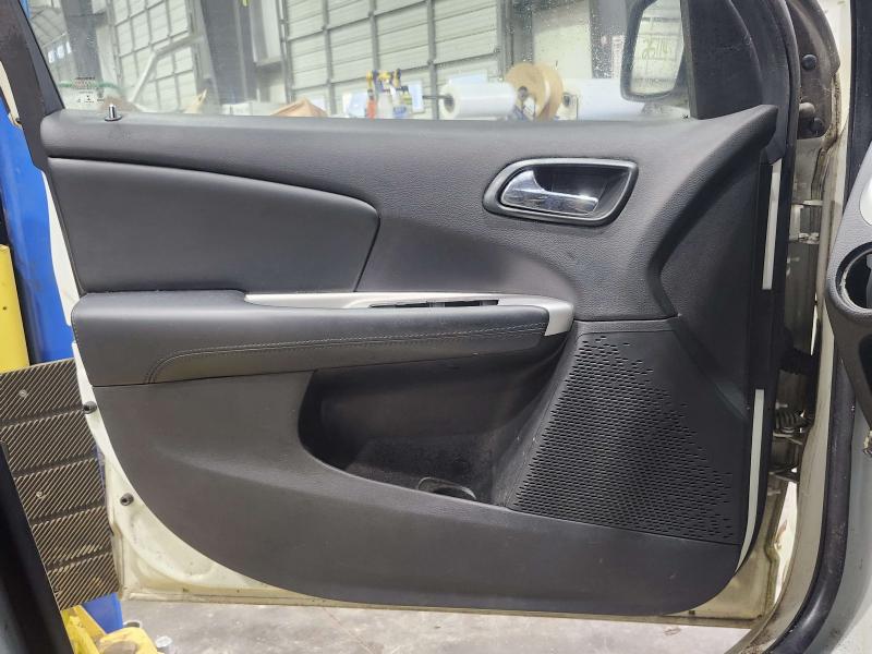 2015 Dodge Journey Front Door Trim Panel