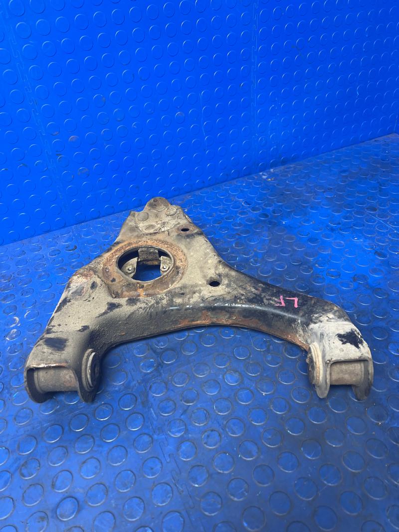 2000 GMC Sierra 1500 Lower Control Arm Front