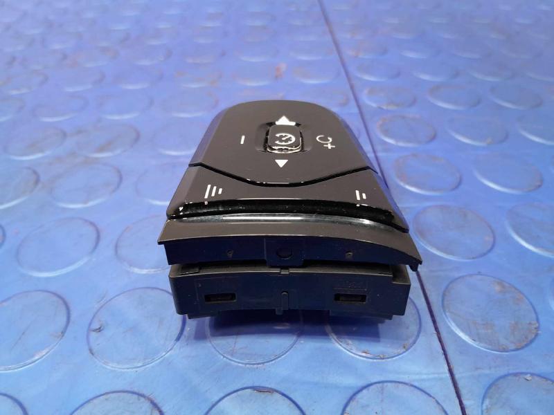 2018 Volvo S90 Combination Switch