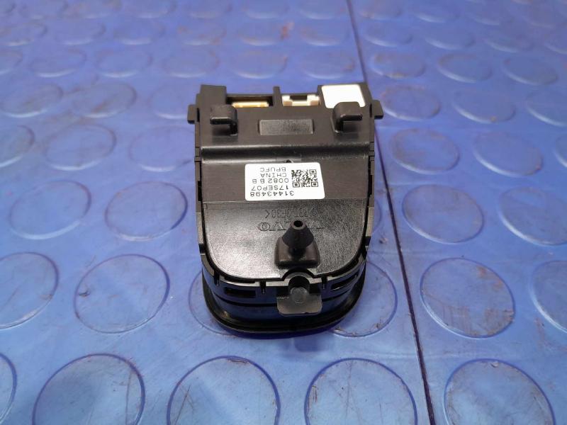 2018 Volvo S90 Combination Switch