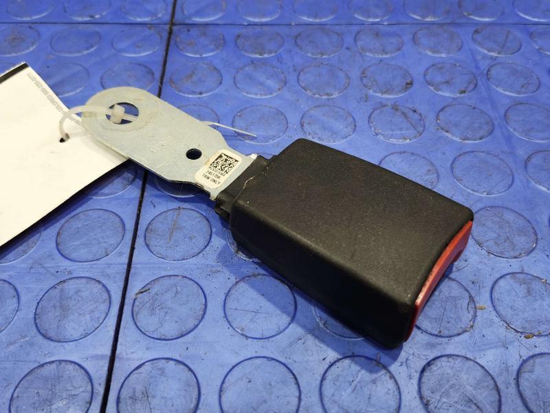 2017 Dodge Grand Caravan Rear Seat Belt