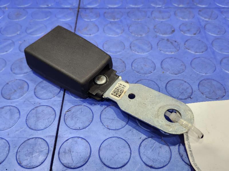 2017 Dodge Grand Caravan Rear Seat Belt