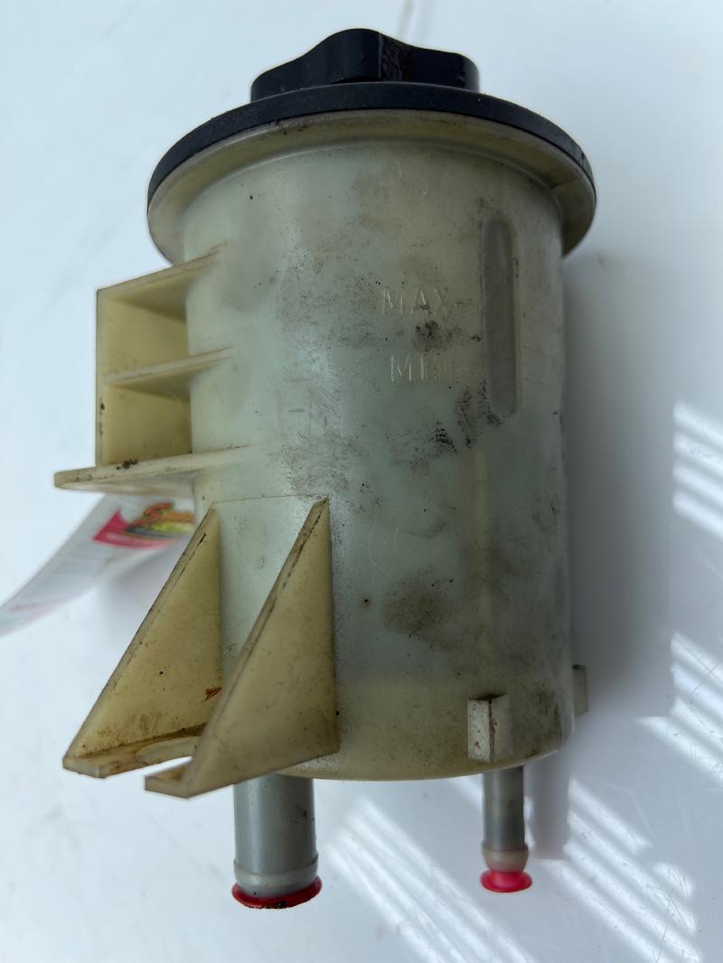 1997 - 2003 Ford F150 97-02 Expedition Power Steering Reservoir OEM 3L3Z3A697AA