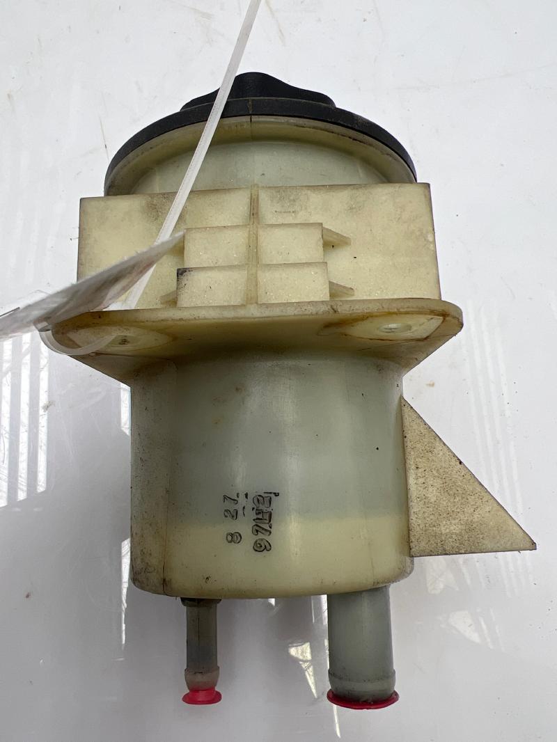 1997 - 2003 Ford F150 97-02 Expedition Power Steering Reservoir OEM 3L3Z3A697AA