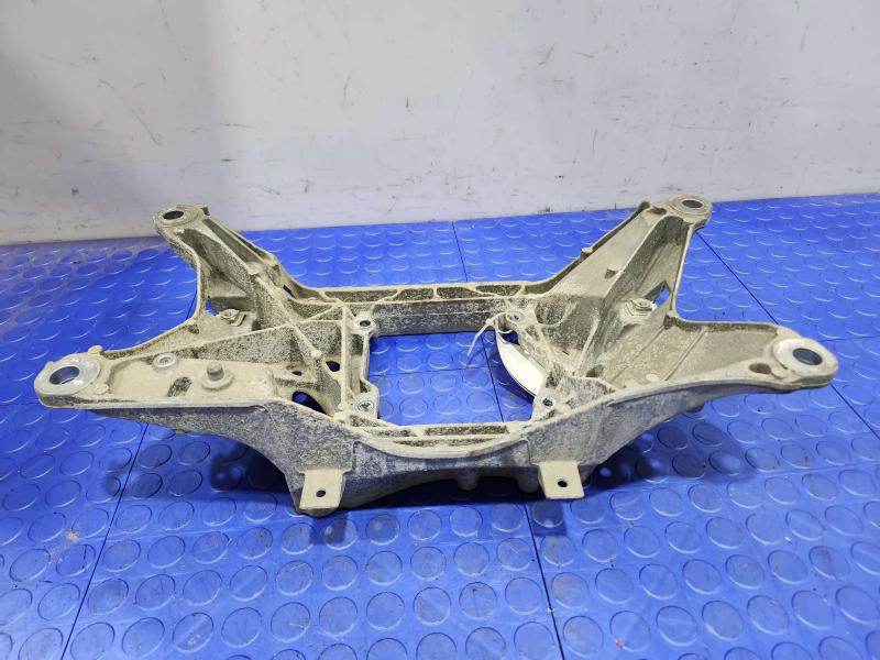 2017-2021 Audi Q7 Automatic Transmission Crossmember Genuine OEM 4M0399263P