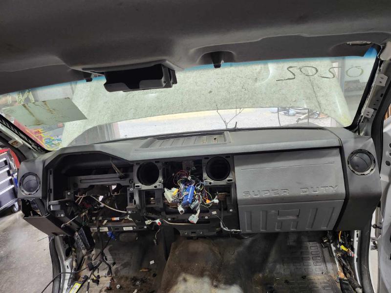 2011 Ford F-250 Super Duty Dash Panel