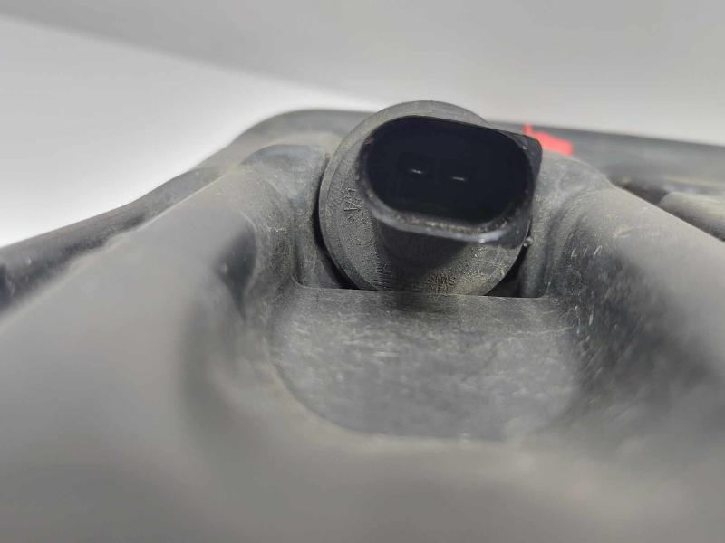 2015 Chrysler 200 Washer Bottle