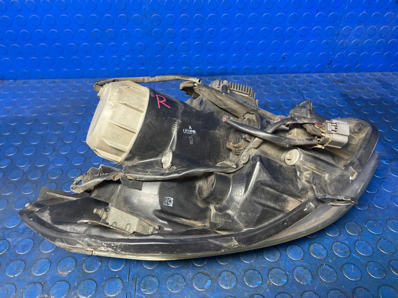 2005 Nissan Maxima Headlamp Assembly