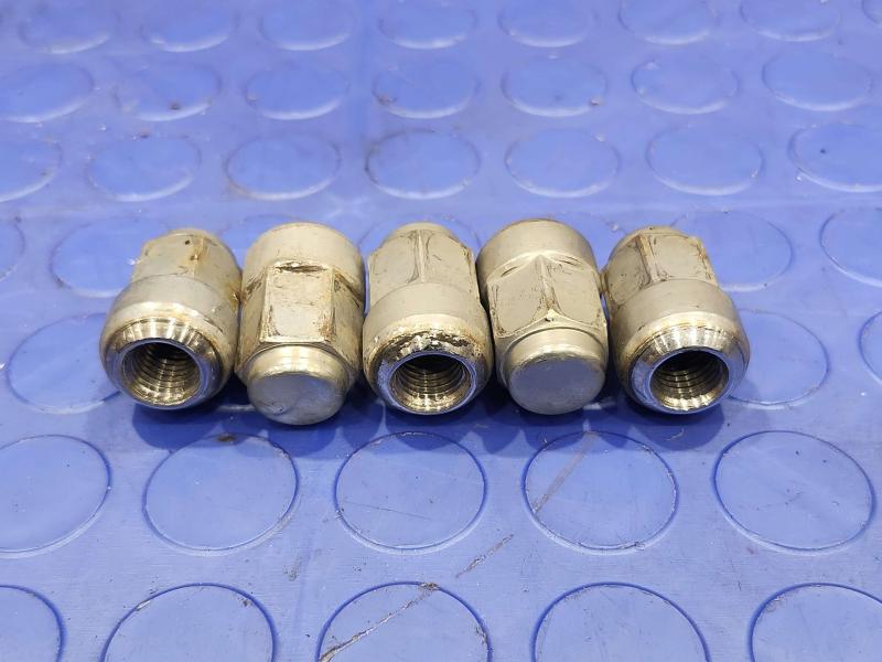 2013 Honda Civic Lug Nuts