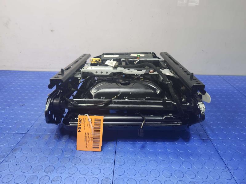 2006 Mercedes CLS-Class Seat Track