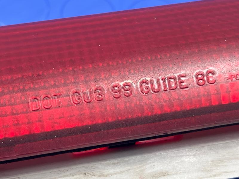 2003 Chevrolet Silverado 2500 3Rd Brake Light Avoidance Lamp