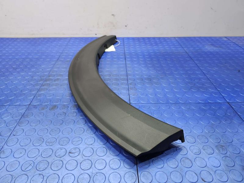 2021 Ford Explorer Wheel Opening Moulding