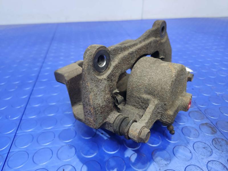 2005 Lexus RX 330 Caliper