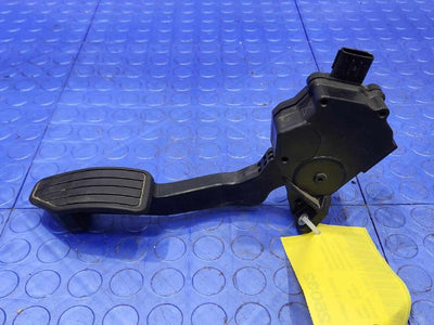 2018-2019 Subaru XV Crosstrek Accelerator Pedal Assembly OEM 36010FL020