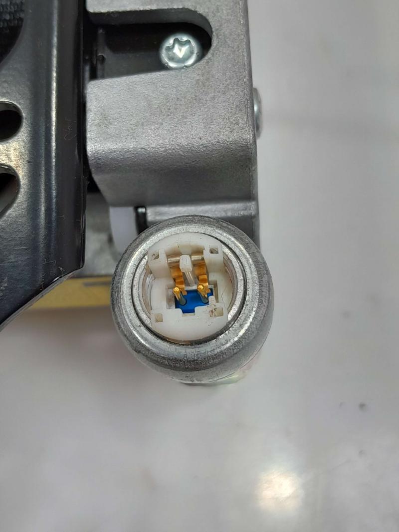 2014 Scion xD Front Seat Belt